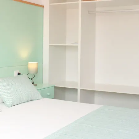 Yucas Homes Willa Cala'N Blanes (Menorca)