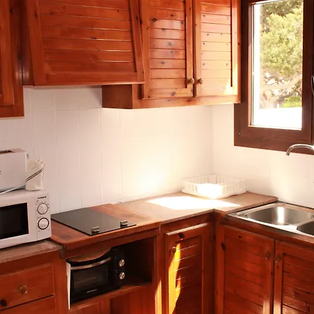 Yucas Homes * 칼라엔블레인즈