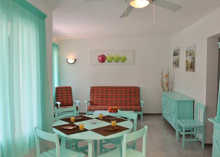 Yucas Homes * Cala'N Blanes (Menorca)